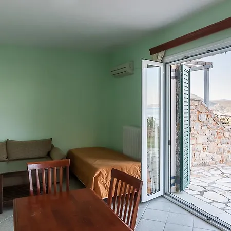 Epidavros Seascape 3*