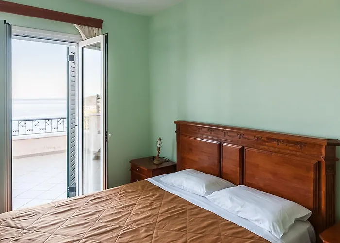 Epidavros Seascape Апарт-отель Epidaurus